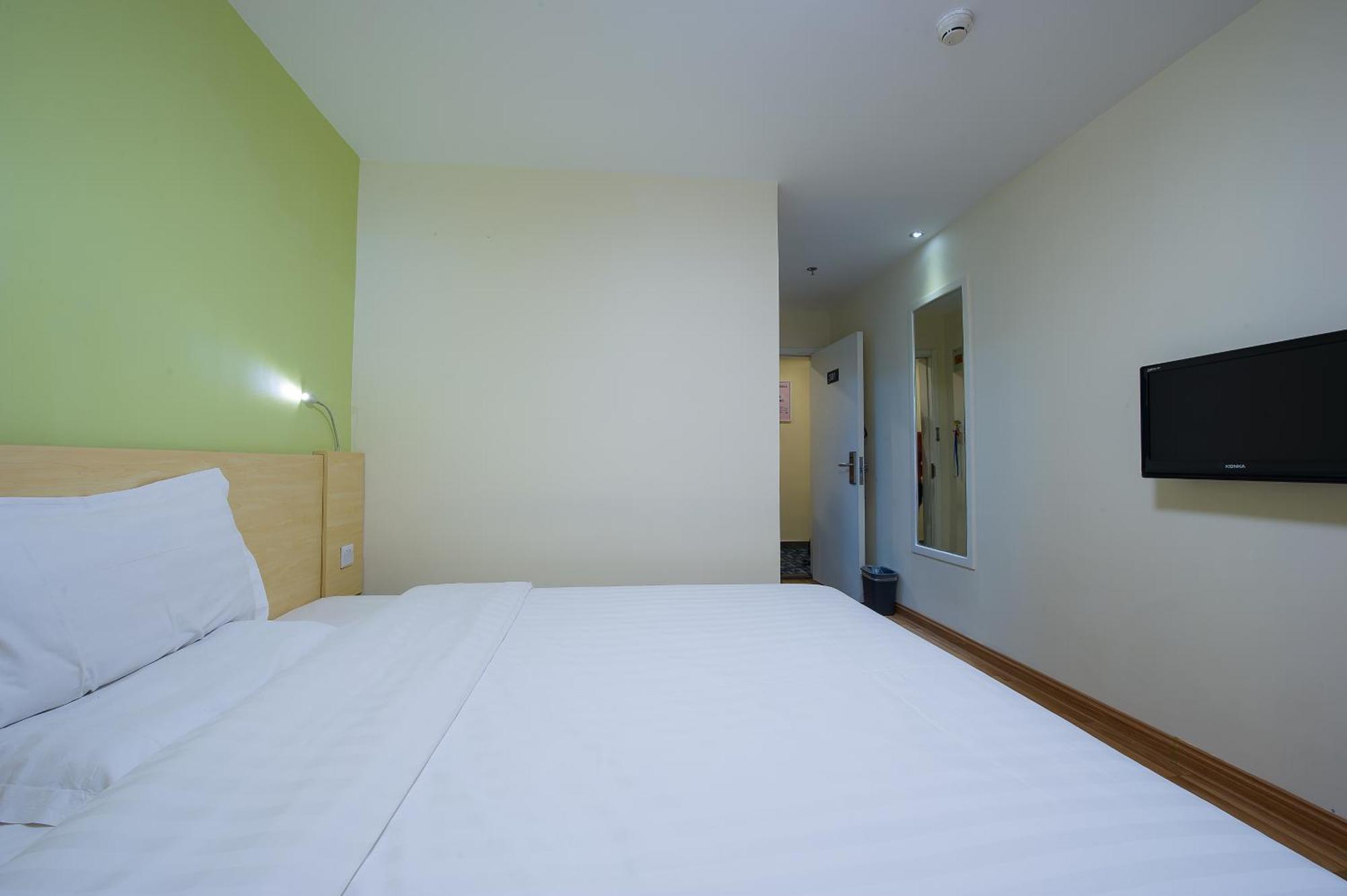Iu Hotel Guangzhou Jingxi Nanfang Hospital Station Εξωτερικό φωτογραφία